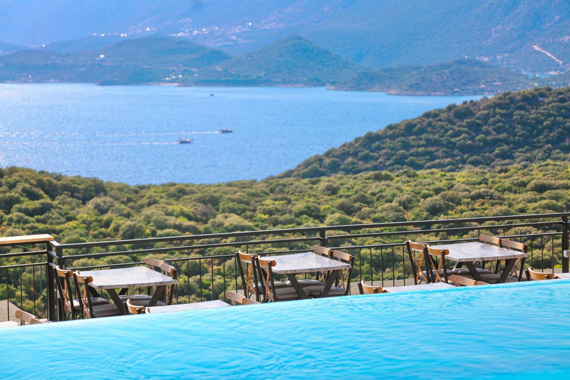 Stonehillkas Hotel Bagian luar foto