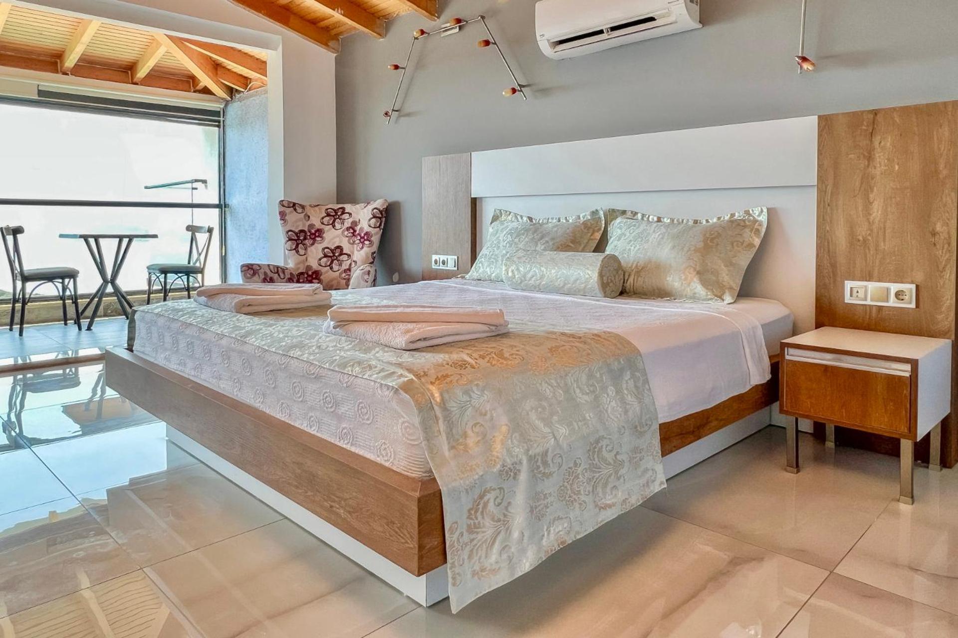 Stonehillkas Hotel Bagian luar foto