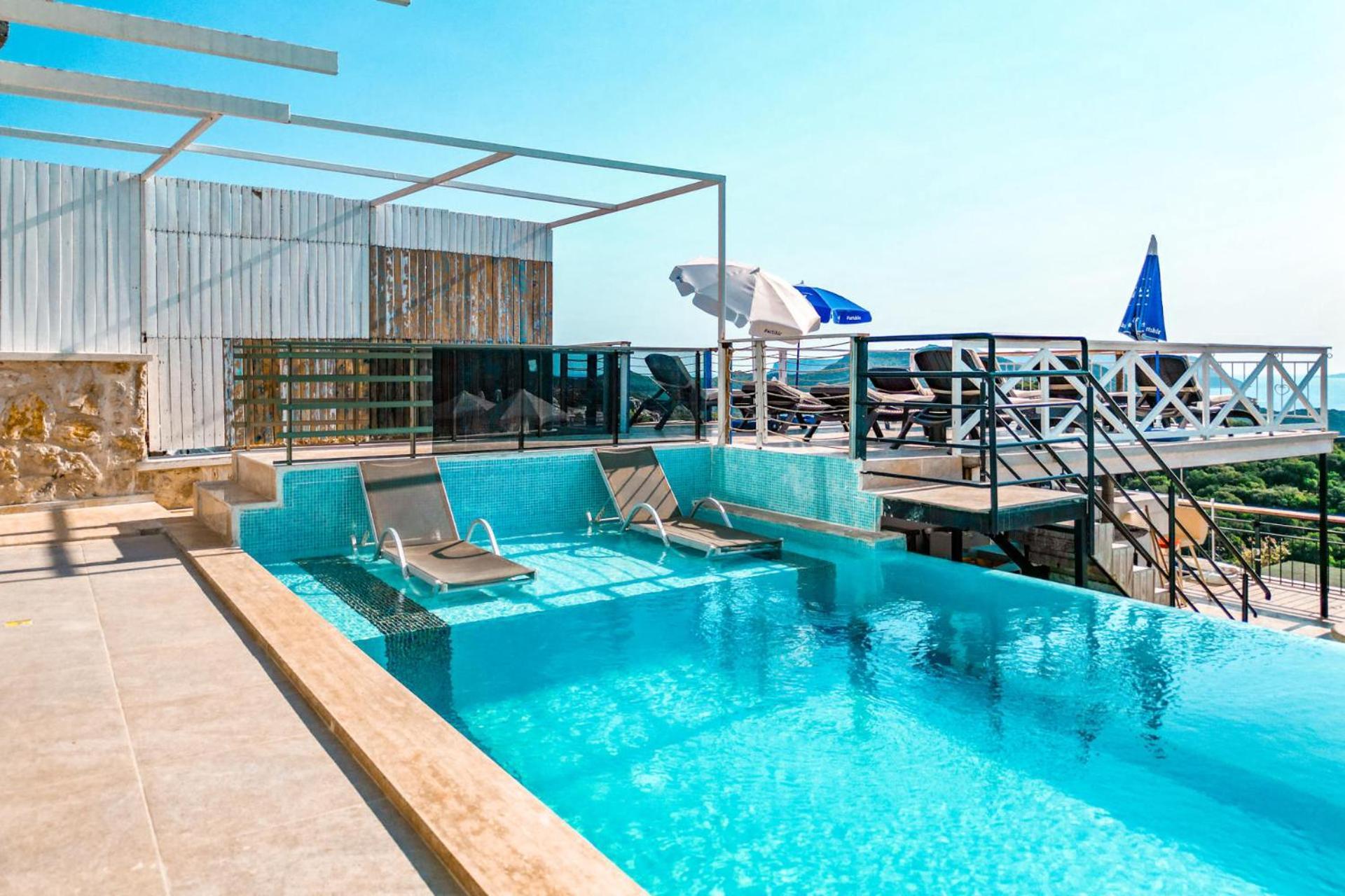 Stonehillkas Hotel Bagian luar foto